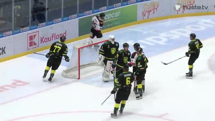 Husté play off : Skalica doma prehrala